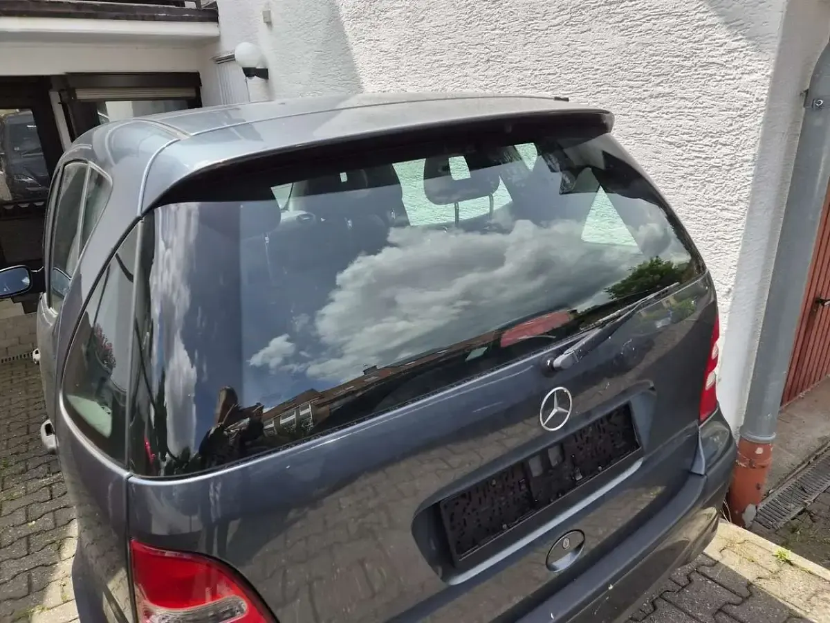 Gebraucht Mercedes A170 Avantgarde 95 PS (69 kW) 2003 Blau Limousine