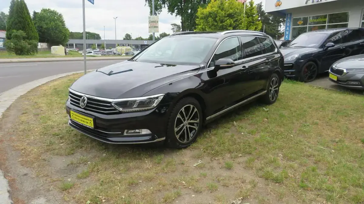 Gebraucht VW Passat Highline 150 PS (110 kW) 2014 Deep black perleffekt Kombi