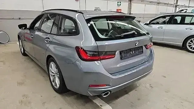 Używany BMW 320 Shadowline 190 KM (139 kW) 2023 Szary Kombi