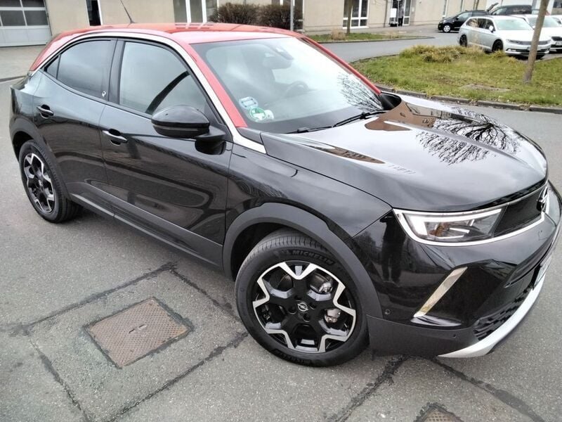 Schwarz Gebraucht 2021 Opel Mokka-e Ultimate SUV | 18.400 € (Etwas zu teuer) - Bild 1/4