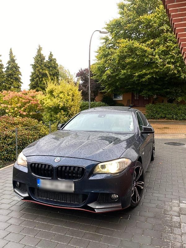 Blau Gebraucht 2012 BMW 535 M Sport Limousine | 9.500 € (Fairer Preis) - Bild 1/4