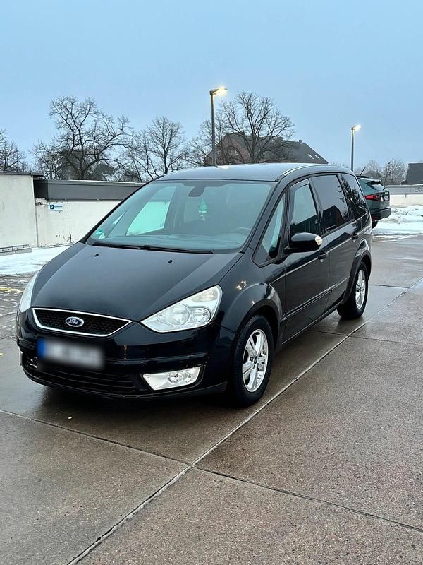 Schwarz Gebraucht 2010 Ford Galaxy Van / Kleinbus | 5.500 € (Guter Preis) - Bild 1/4