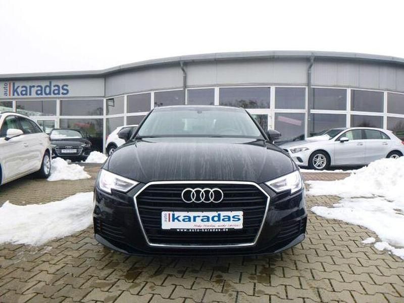 Gebraucht Audi A3 Comfort 150 PS (110 kW) 2020 Schwarz Limousine