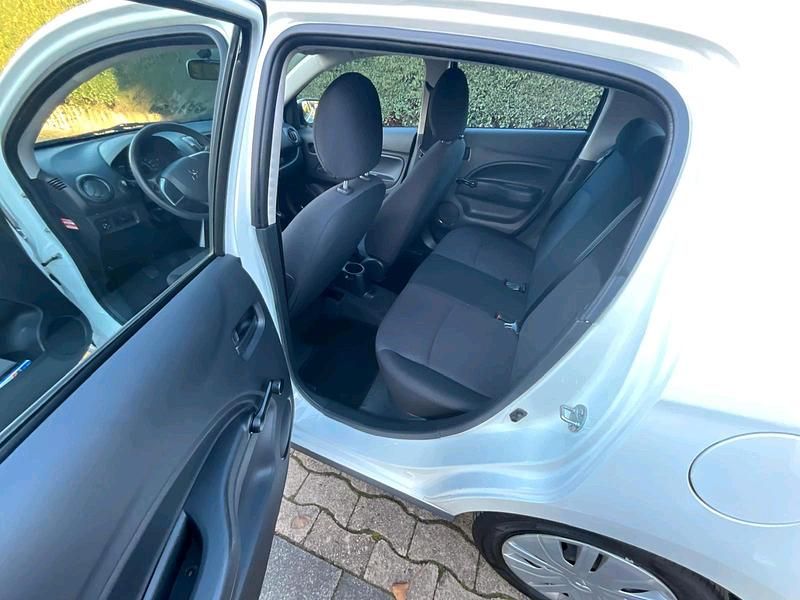 Second-hand Mitsubishi Space Star 71 CP (52 kW) 2018 Alb Hatchback