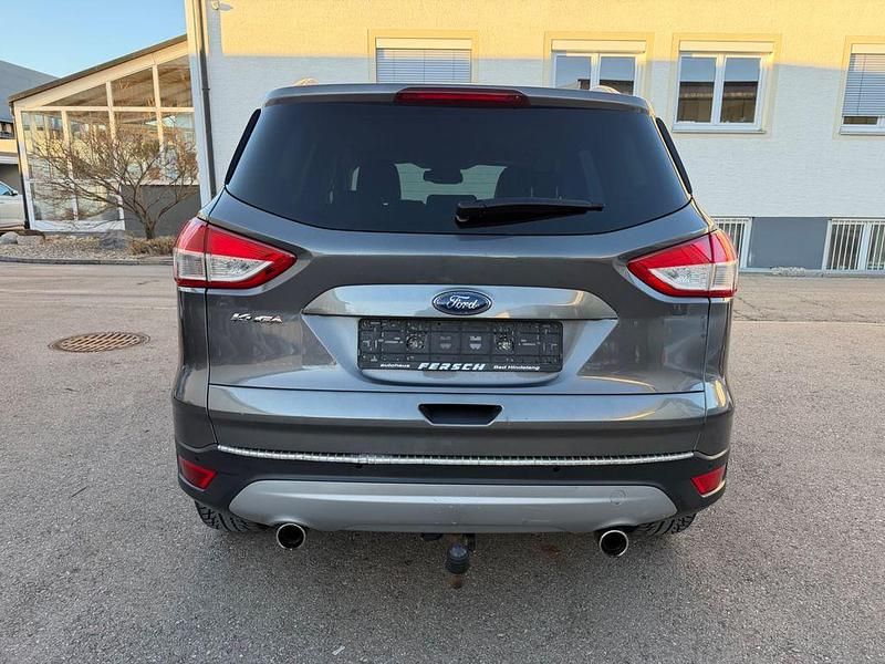 Gebraucht Ford Kuga Titanium 140 PS (102 kW) 2013 Grau SUV