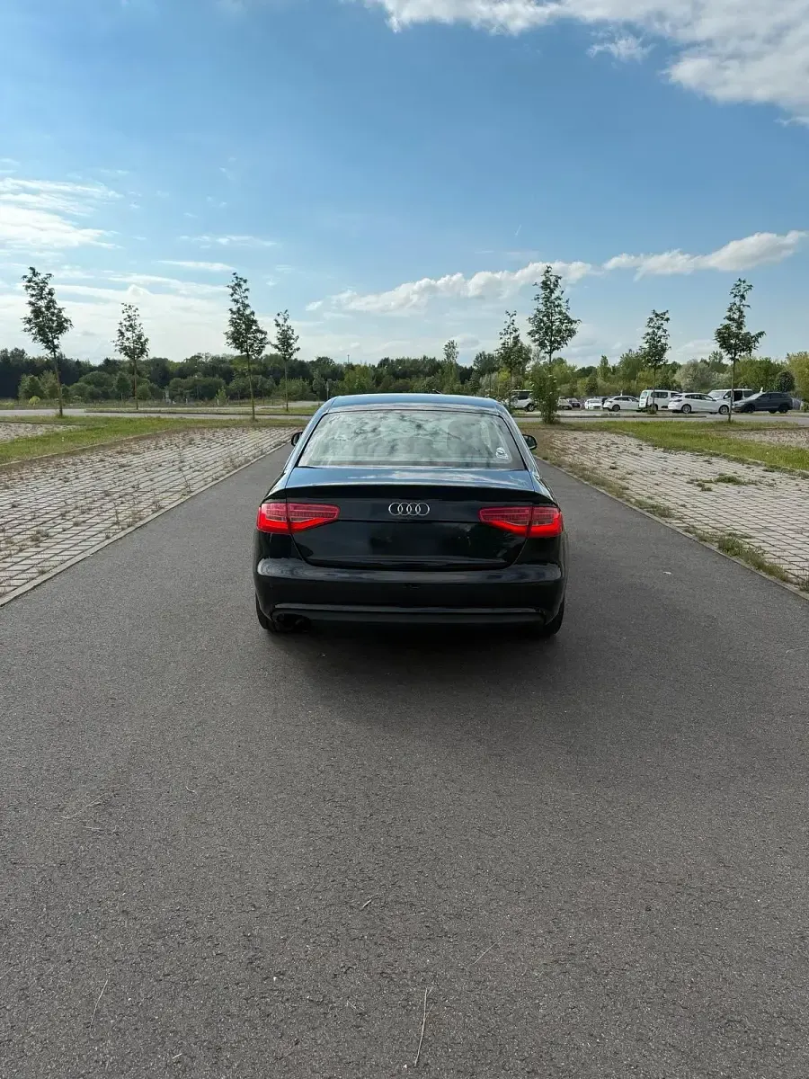 Occasion Audi A4 120 ch (88 kW) 2013 Noir Berline