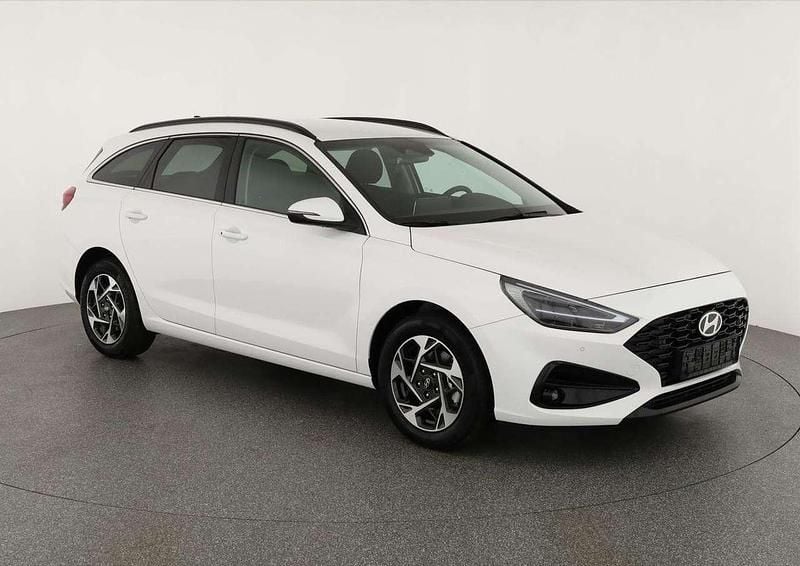 Atlas white Gebraucht 2024 Hyundai i30 Style Kombi | 20.595 € (Fairer Preis) - Bild 1/4