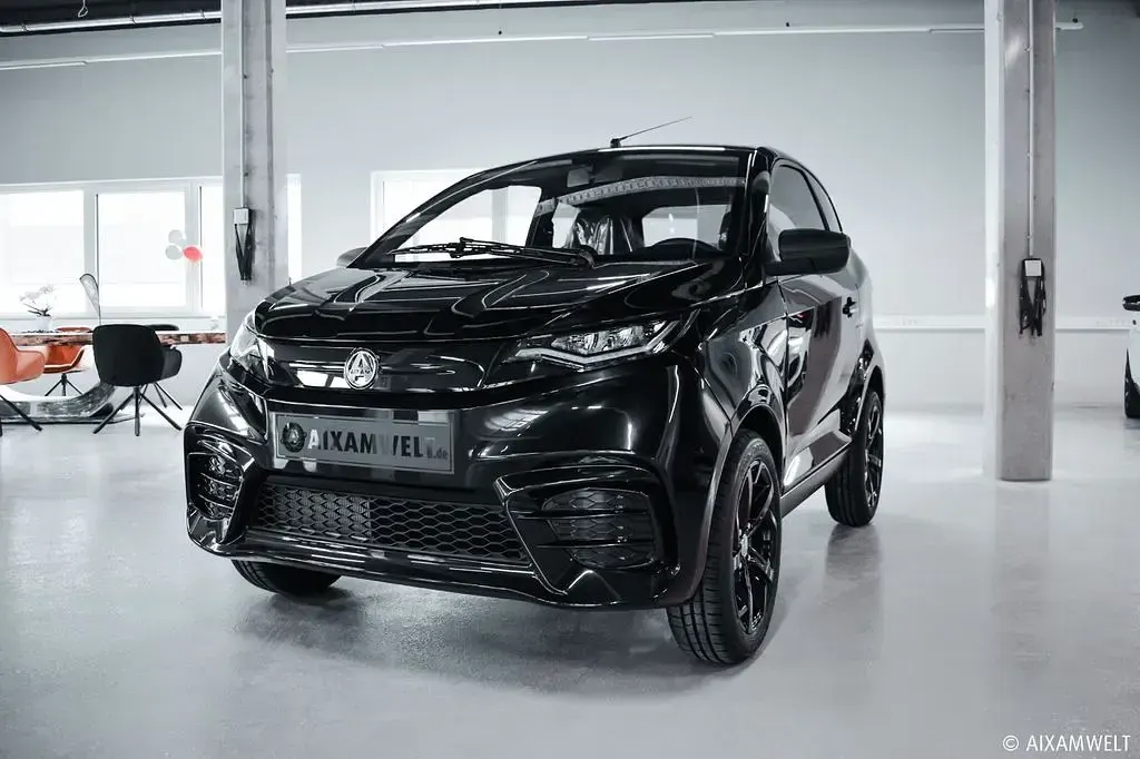Nowe Aixam AMBITION Sport 2026 Czarny Hatchback