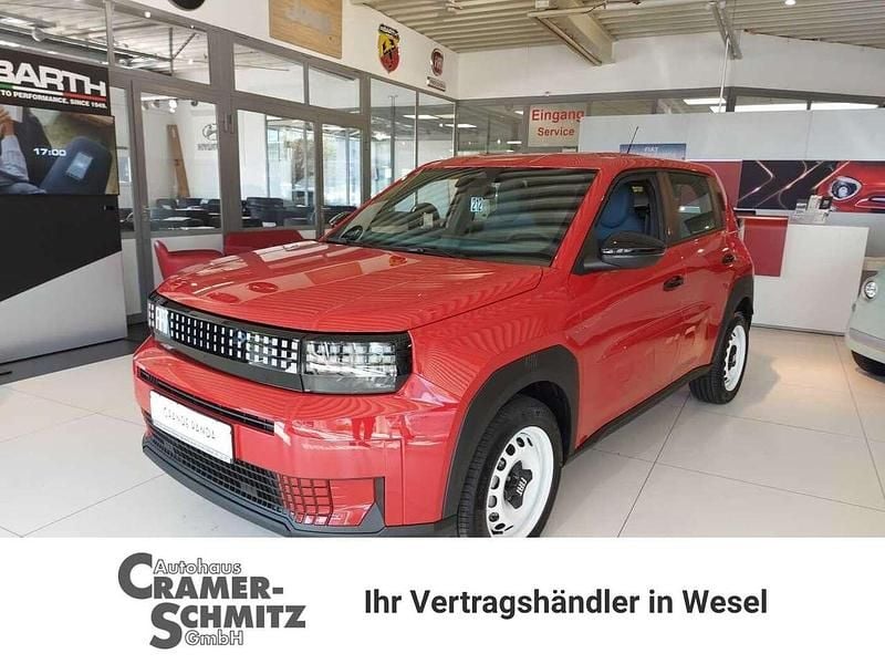 Rot Neu 2025 Fiat Grande Panda Red Kleinwagen | 23.290 € (Guter Preis) - Bild 1/4