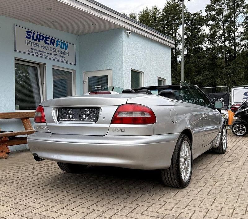 Gebraucht Volvo C70 Comfort 163 PS (119 kW) 2000 Silber Cabrio