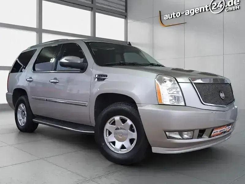 Gebraucht Cadillac Escalade 409 PS (300 kW) 2006 SUV