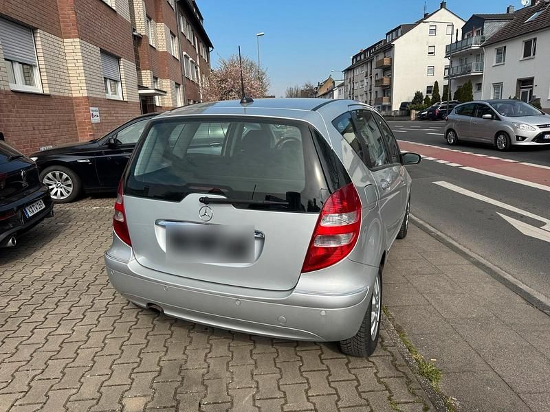 Gebraucht Mercedes A170 115 PS (84 kW) 2005 Silber Kleinwagen