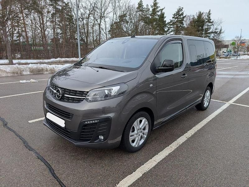 Grau Gebraucht 2020 Opel Zafira Life Edition Van / Kleinbus | 23.900 € (Superpreis) - Bild 1/4