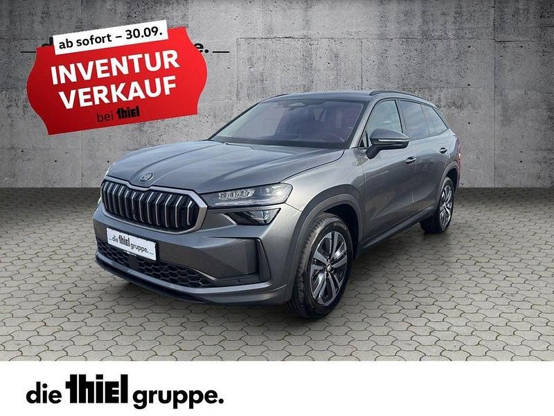 Grau Neu 2025 Skoda Kodiaq Selection SUV | 51.990 € (Teuer) - Bild 1/4