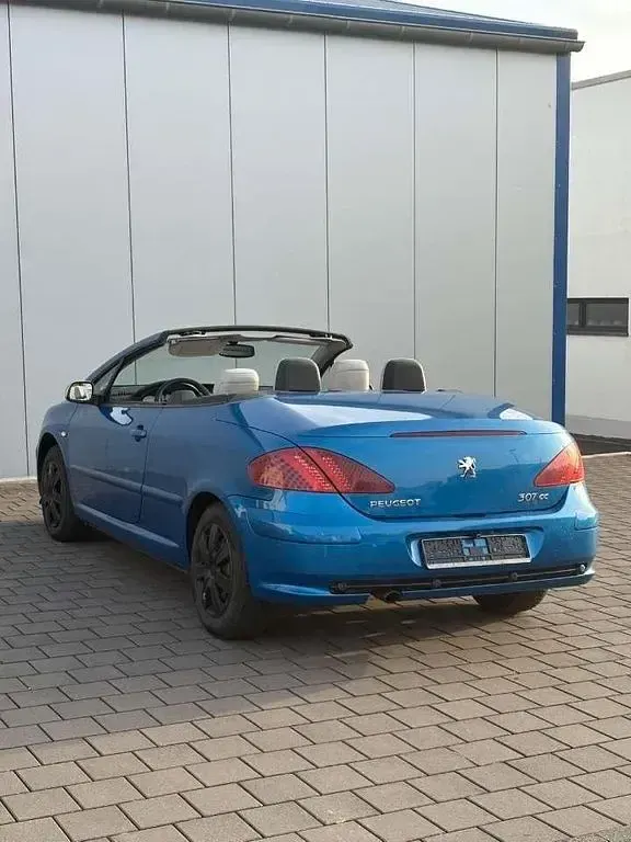Gebraucht Peugeot 307 CC 136 PS (100 kW) 2004 Blau Cabrio