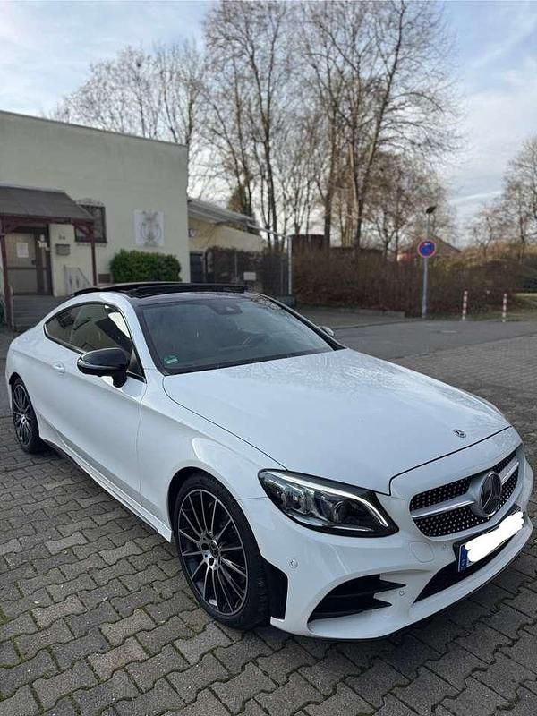 Gebraucht 2019 Mercedes C300 Coupé | 32.900 € (Guter Preis) - Bild 1/4