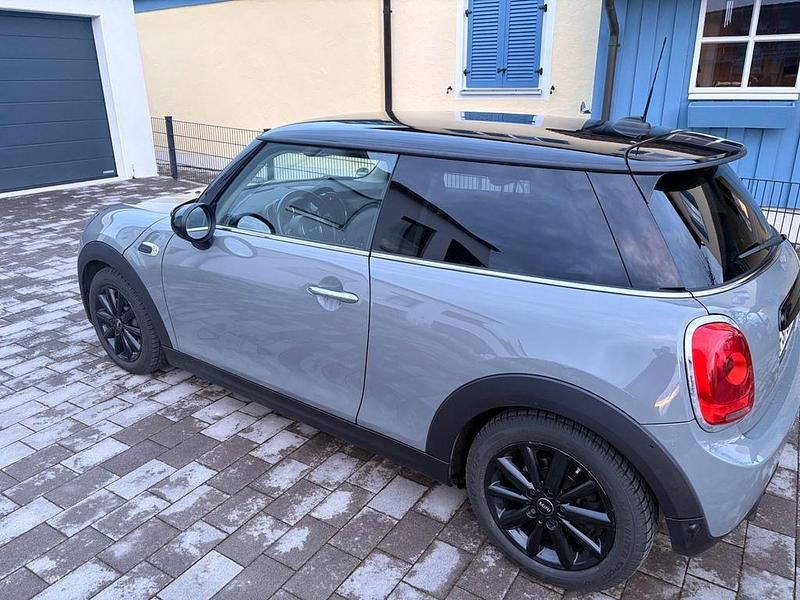 Gebraucht Mini Cooper 136 PS (100 kW) 2017 Grau Kleinwagen