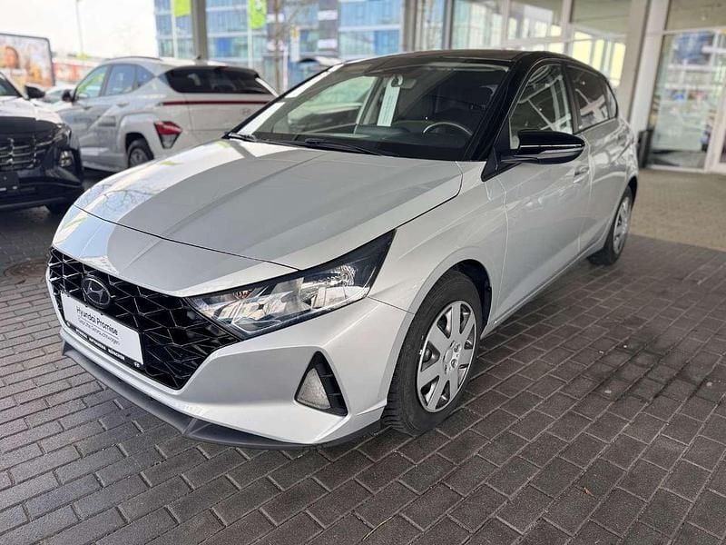 Gebraucht Hyundai i20 Edition 30+ 101 PS (74 kW) 2022 Grau Kleinwagen