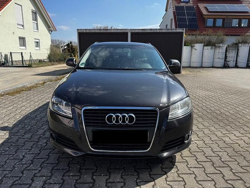 Gebraucht Audi A3 Ambiente 140 PS (102 kW) 2009 Grau Kleinwagen