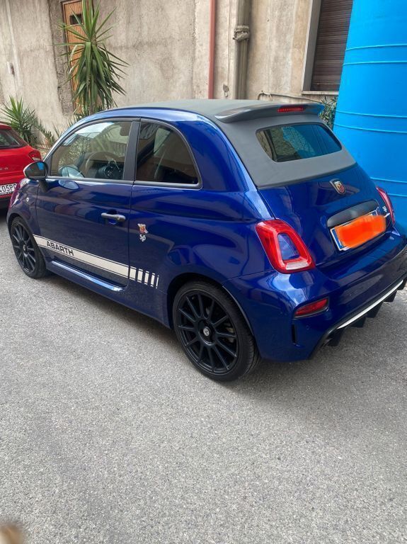 Schwarz Gebraucht 2016 Abarth 595C Competizione Cabrio | 22.300 € (Etwas zu teuer) - Bild 1/4