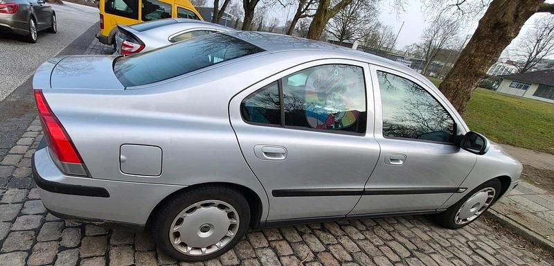 Gebraucht Volvo S60 2001 Silber Limousine