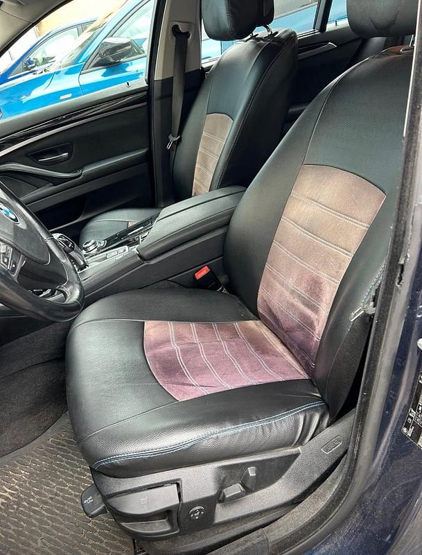 Gebraucht BMW 523 204 PS (150 kW) 2010 Blau Limousine