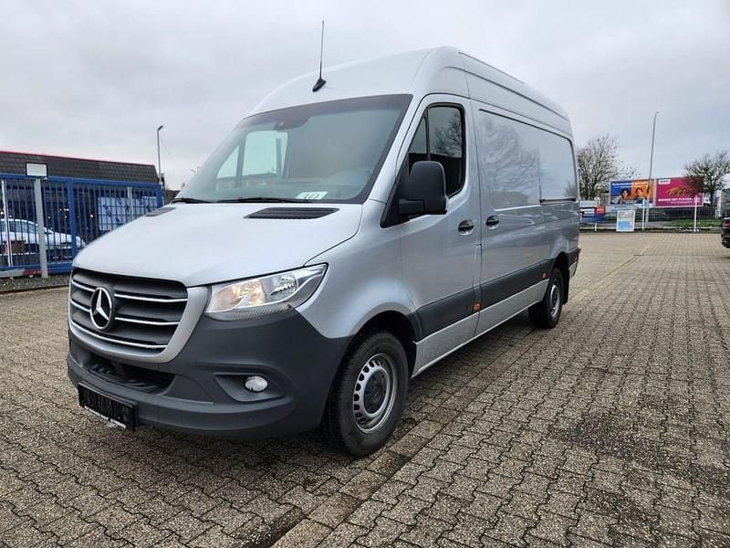 Gebraucht Mercedes Sprinter 170 PS (125 kW) 2021 Silber Van