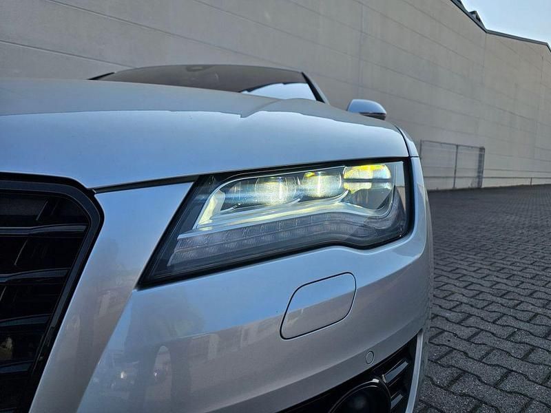 Gebraucht Audi A7 Sportback Sport 204 PS (150 kW) 2013 Eissilber metallic Kleinwagen