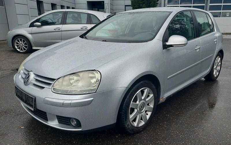 Gebraucht VW Golf IV Sportline 102 PS (75 kW) 2004 Silber Limousine