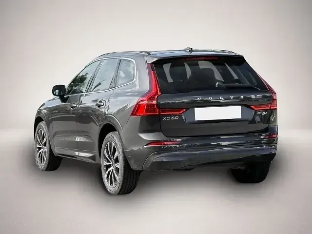 Gebraucht Volvo XC60 Core 197 PS (144 kW) 2023 Grau SUV