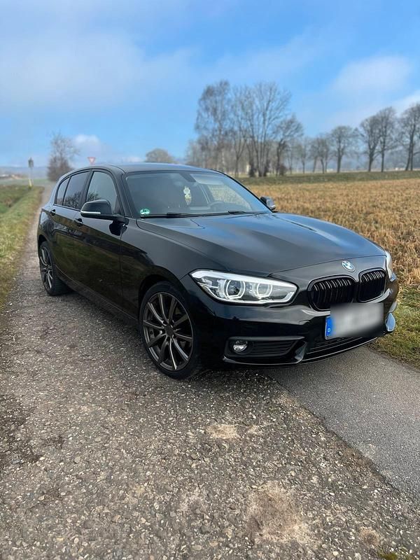Schwarz Gebraucht 2017 BMW 116 Kleinwagen | 10.500 € (Fairer Preis) - Bild 1/4