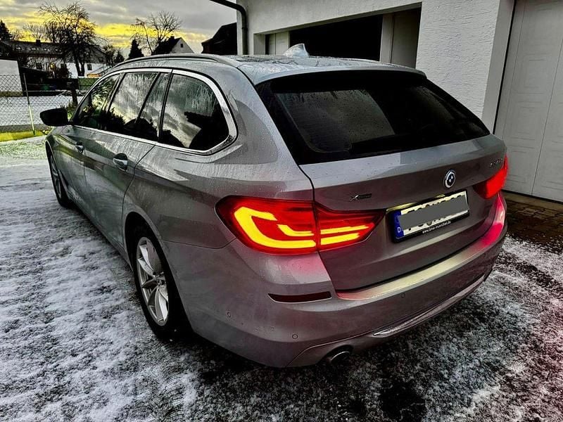 Gebraucht BMW 530 Luxury Line 265 PS (194 kW) 2019 Silber Kombi