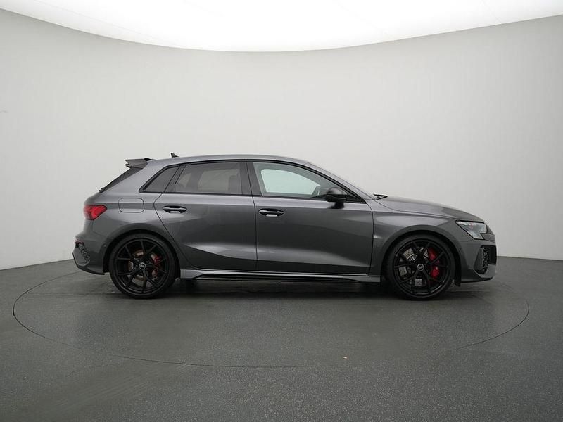 Gebraucht Audi RS3 Sport 400 PS (294 kW) 2022 Schwarz Limousine