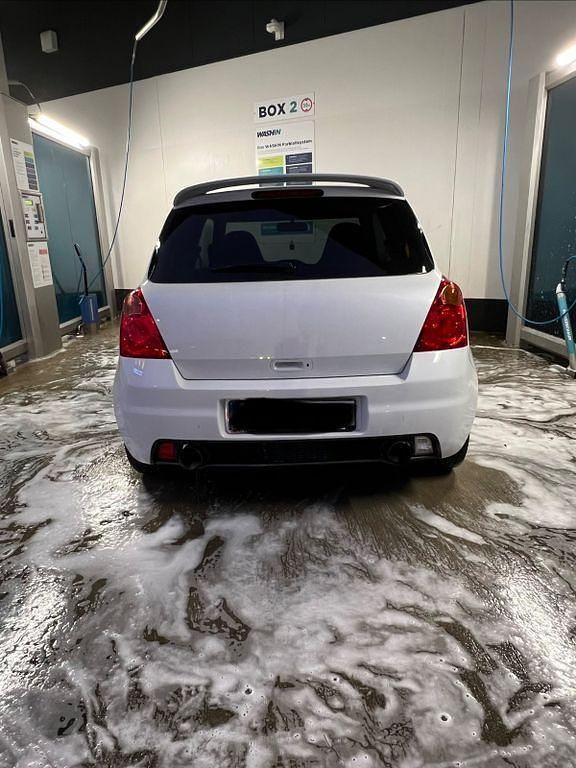 Gebraucht Suzuki Swift Sport 125 PS (91 kW) 2009 Weiß Kleinwagen