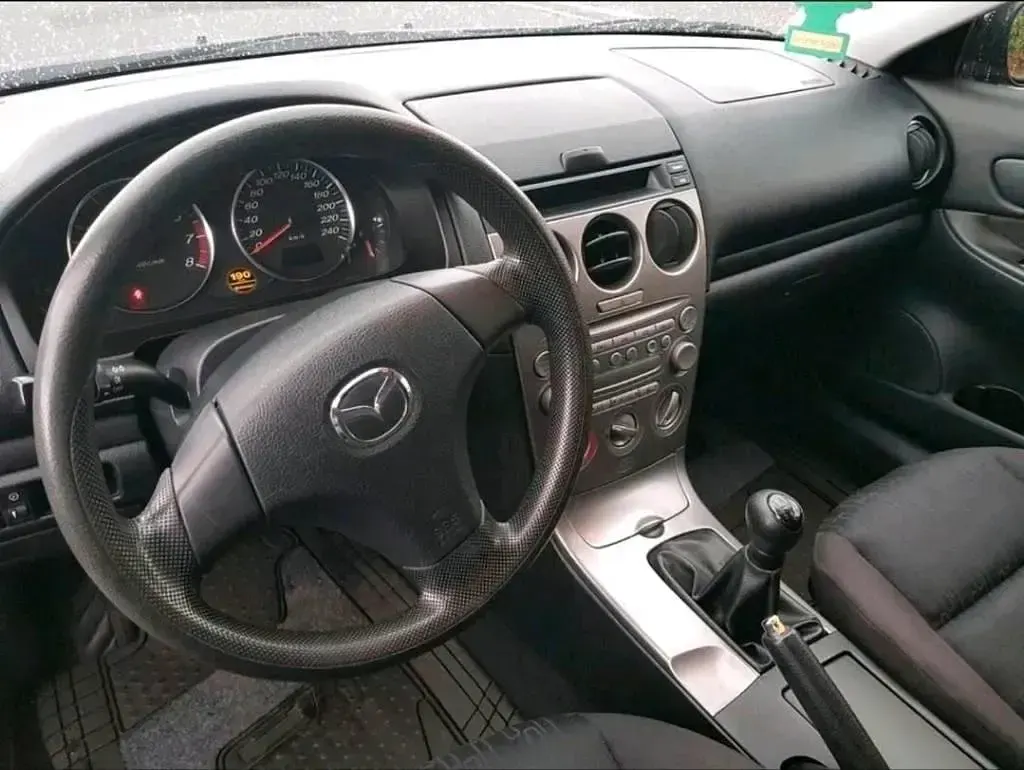 Second-hand Mazda 6 140 CP (102 kW) 2002 Verde Berlinǎ