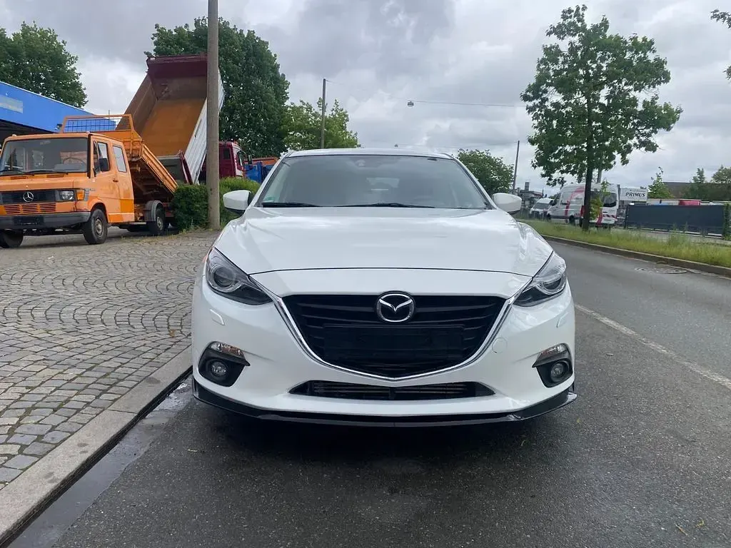 Gebraucht Mazda 3 Nakama 150 PS (110 kW) 2016 Weiß Limousine