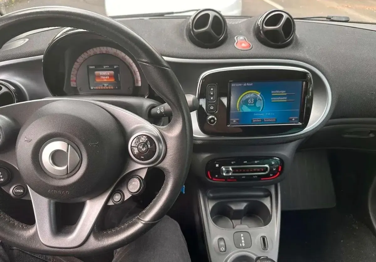 Gebraucht Smart ForTwo Coupé 71 PS (52 kW) 2019 Grau Coupé