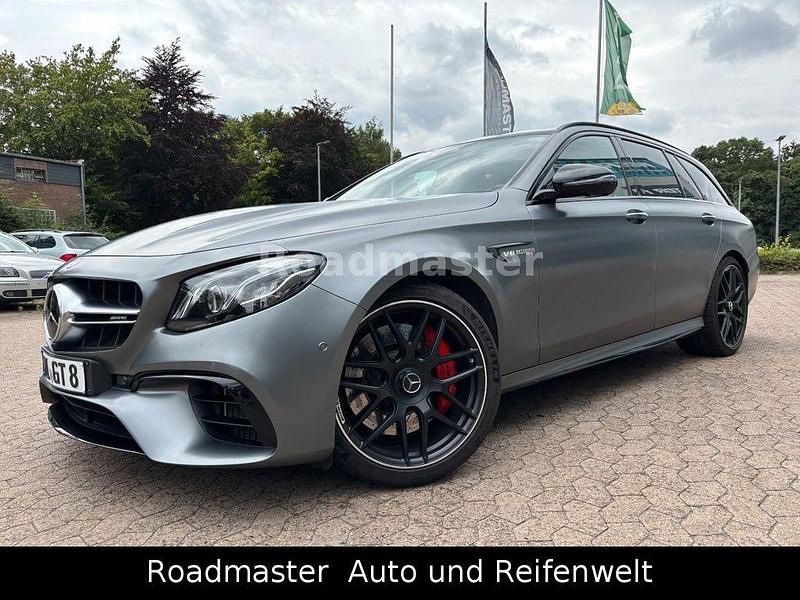 Grau Gebraucht 2018 Mercedes E63S AMG AMG Kombi | 78.490 € - Bild 1/4