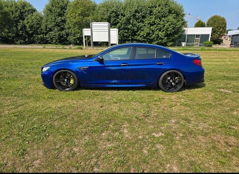 Gebraucht BMW M6 Sport Line 560 PS (411 kW) 2015 Blau Coupé