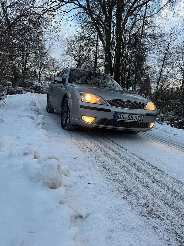 Silber Gebraucht 2003 Ford Mondeo Kombi | 1.300 € (Fairer Preis) - Bild 1/4