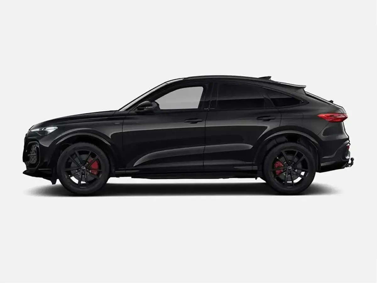 Neu Audi Q5 Sportback Sport 367 PS (269 kW) 2026 Schwarz SUV