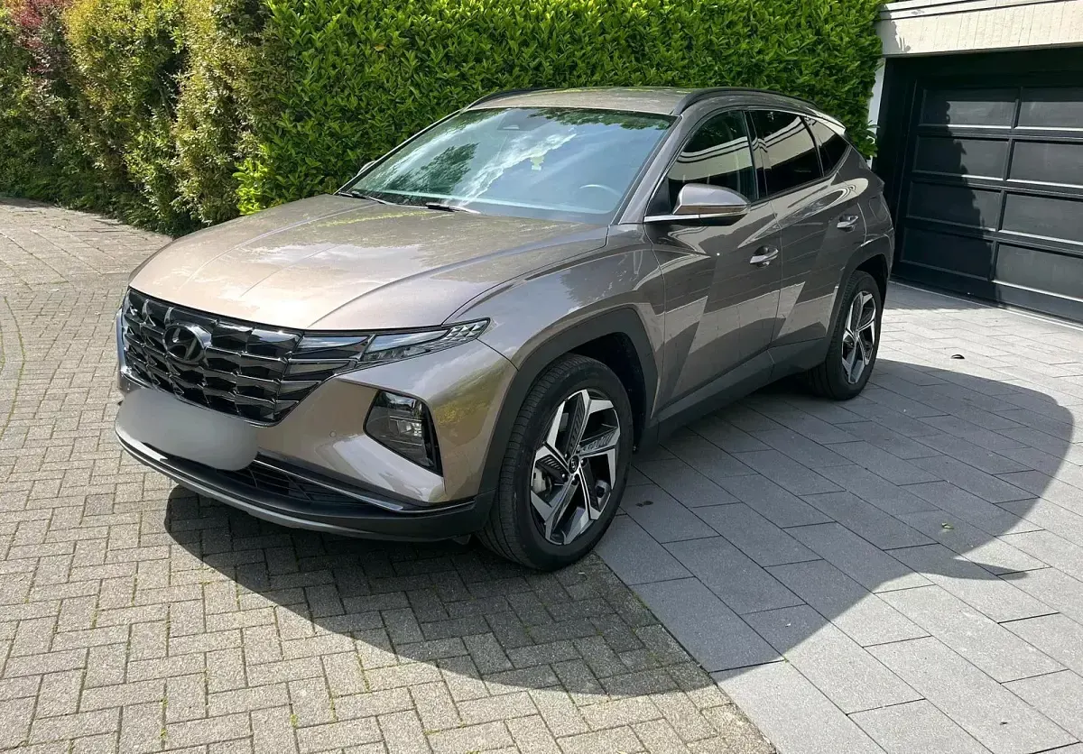 Gebraucht Hyundai Tucson 265 PS (194 kW) 2023 Grau SUV