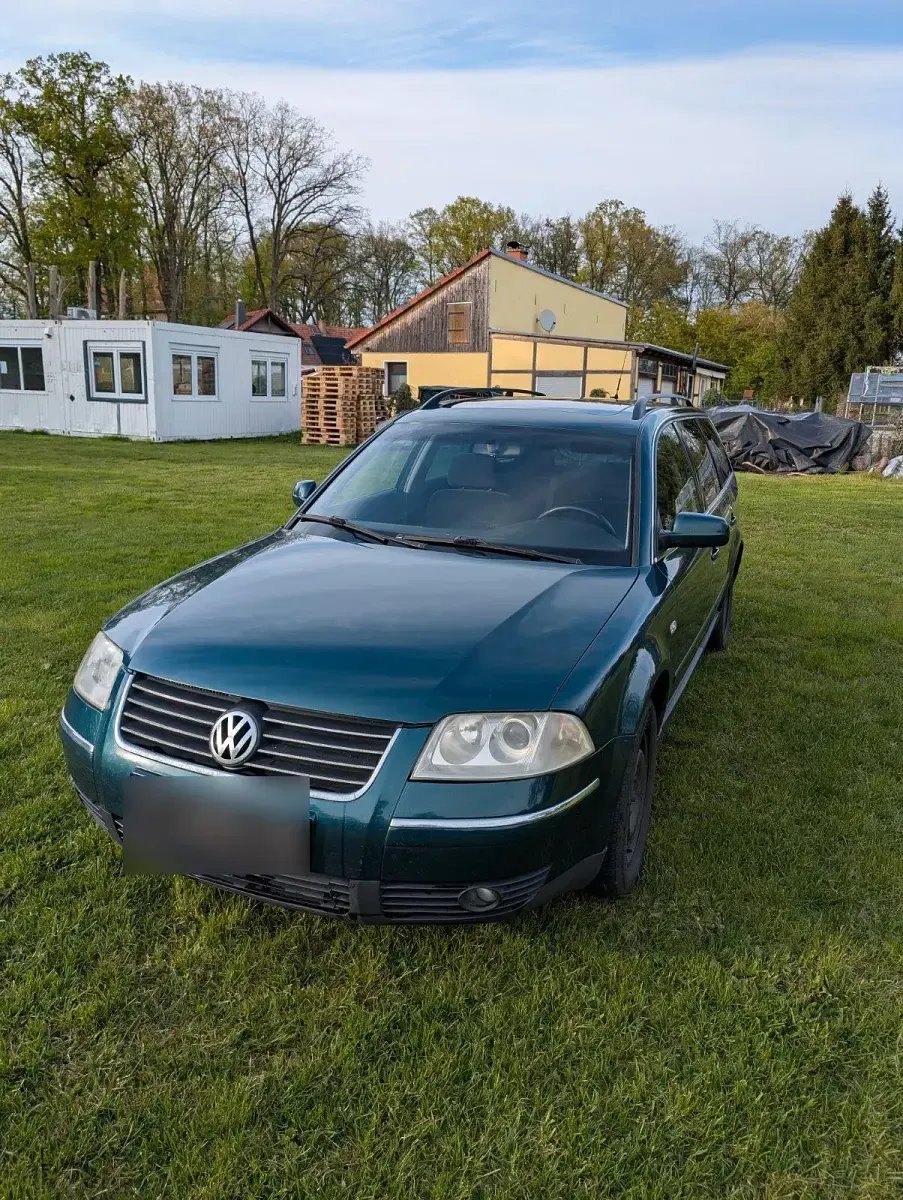 Second-hand VW Passat 130 CP (95 kW) 2003 Verde Break