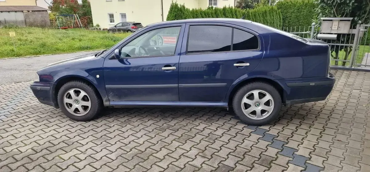 Gebraucht Skoda Octavia 101 PS (74 kW) 1999 Blau Limousine