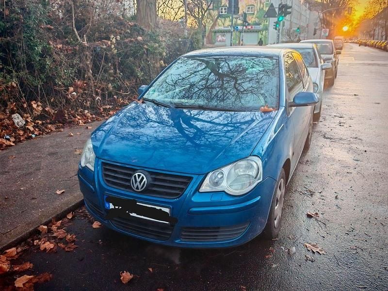 Gebraucht VW Polo Comfortline 75 PS (55 kW) 2006 Blau Limousine