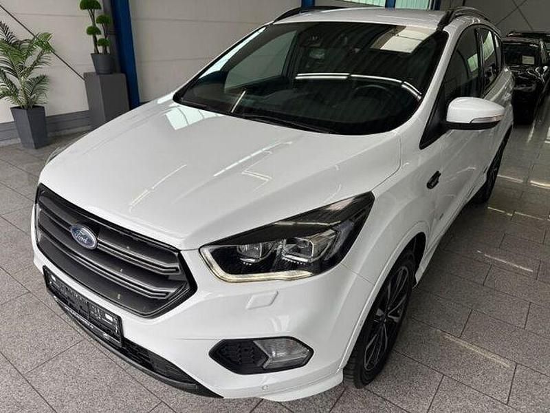 Gebraucht Ford Kuga ST-Line 180 PS (132 kW) 2017 Weiß SUV