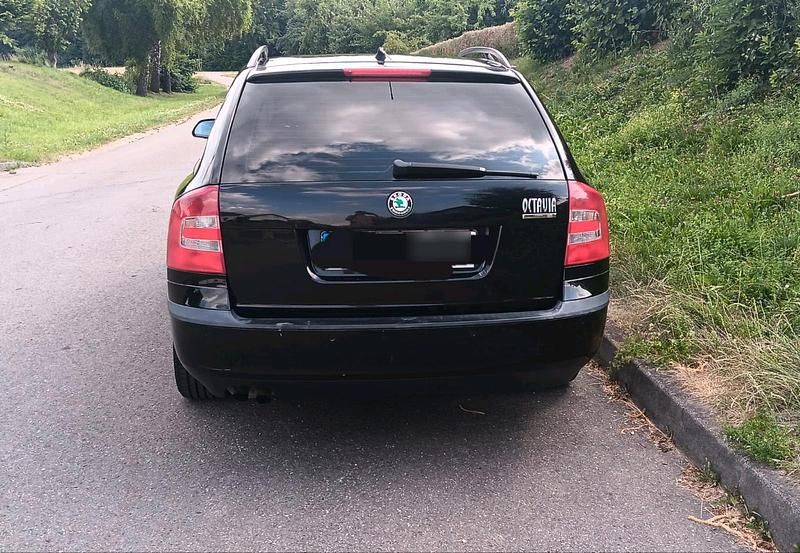 Gebraucht Skoda Octavia 160 PS (117 kW) 2009 Schwarz Kombi