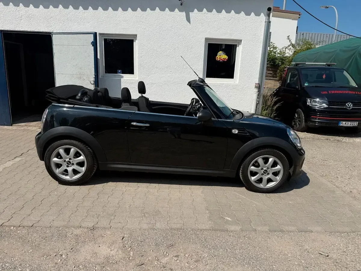 Gebraucht Mini One Cabriolet 98 PS (72 kW) 2015 Schwarz Cabrio