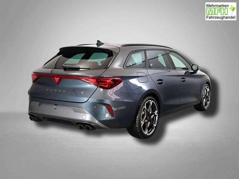 Neu Cupra Leon VZ 333 PS (244 kW) 2025 Magnetic grau metallic Kombi
