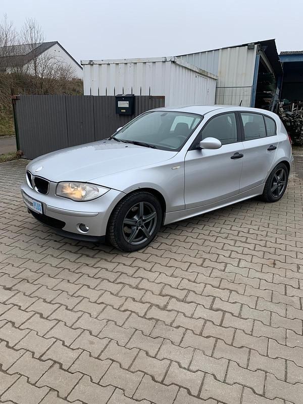 Gebraucht BMW 116 116 PS (85 kW) 2005 Kleinwagen